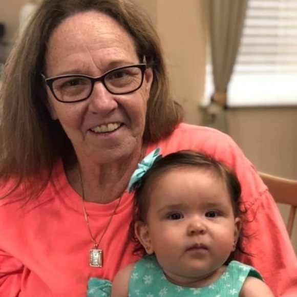 Meet your Posher, Brenda - Picture 1 of 1